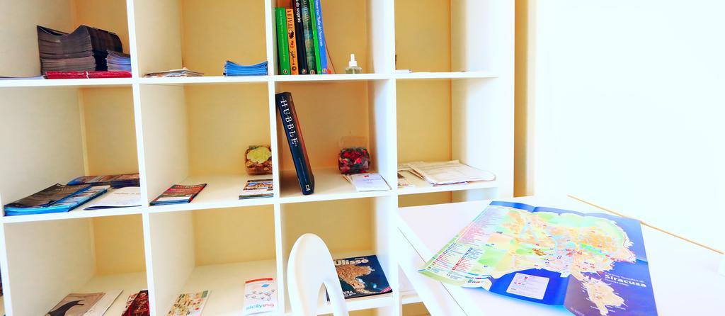 Kosmos Bed & Breakfast Syracuse Luaran gambar