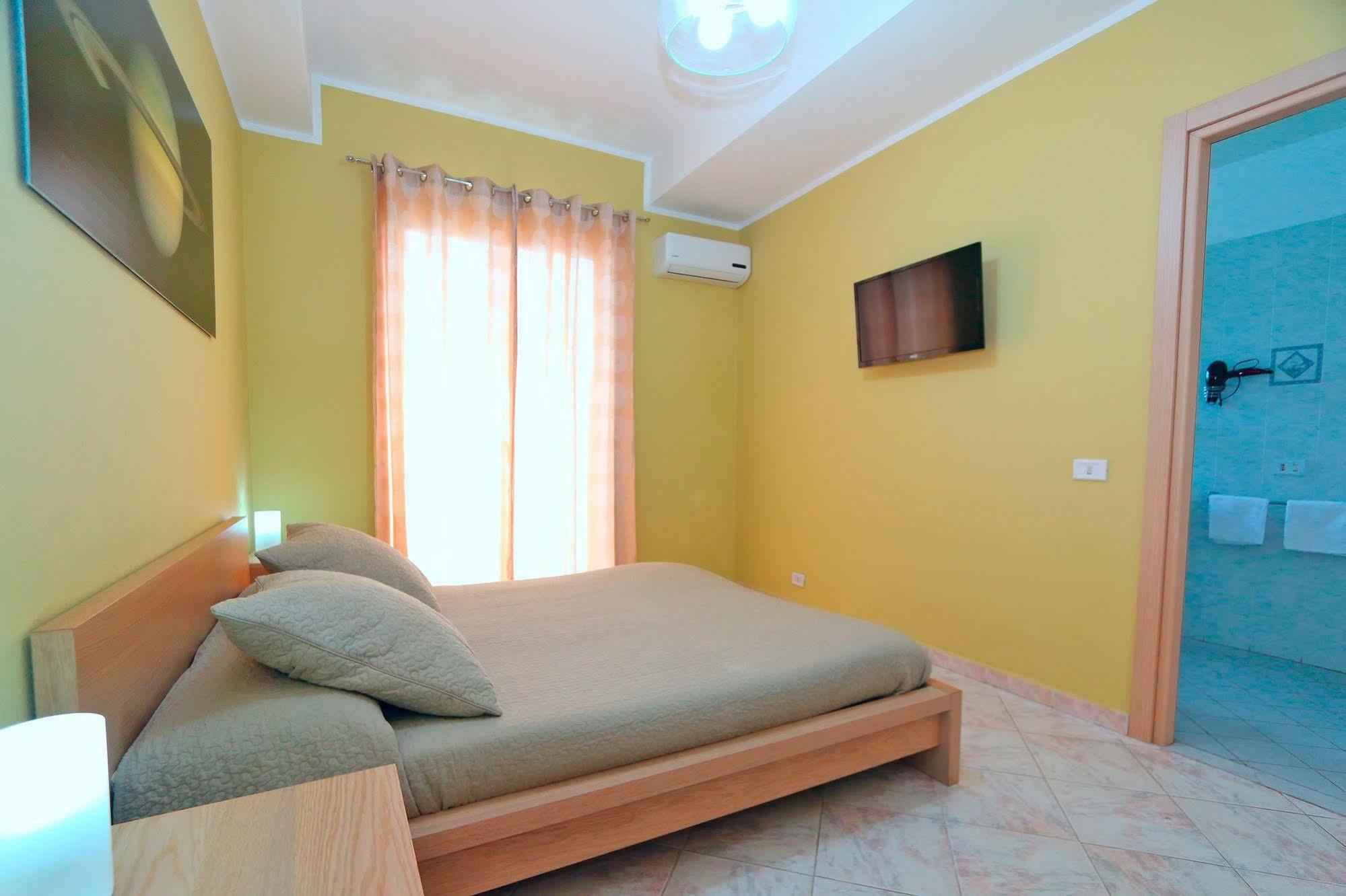 Kosmos Bed & Breakfast Syracuse Luaran gambar